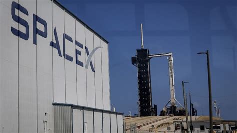 US sues SpaceX for alleged hiring discrimination against refugees and others